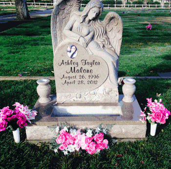 Anderson Reclining Angel Heart Headstone