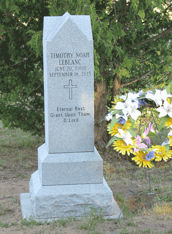 LeBlanc Double Rooftop Obelisk Headstone